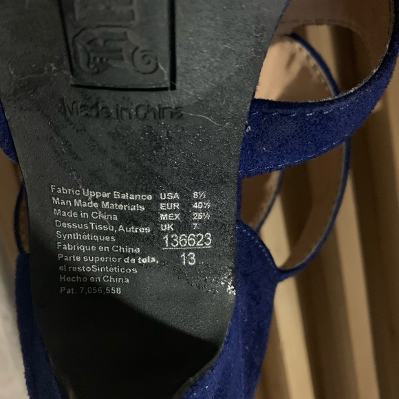 Heeled shoe - Picture 4 of 4